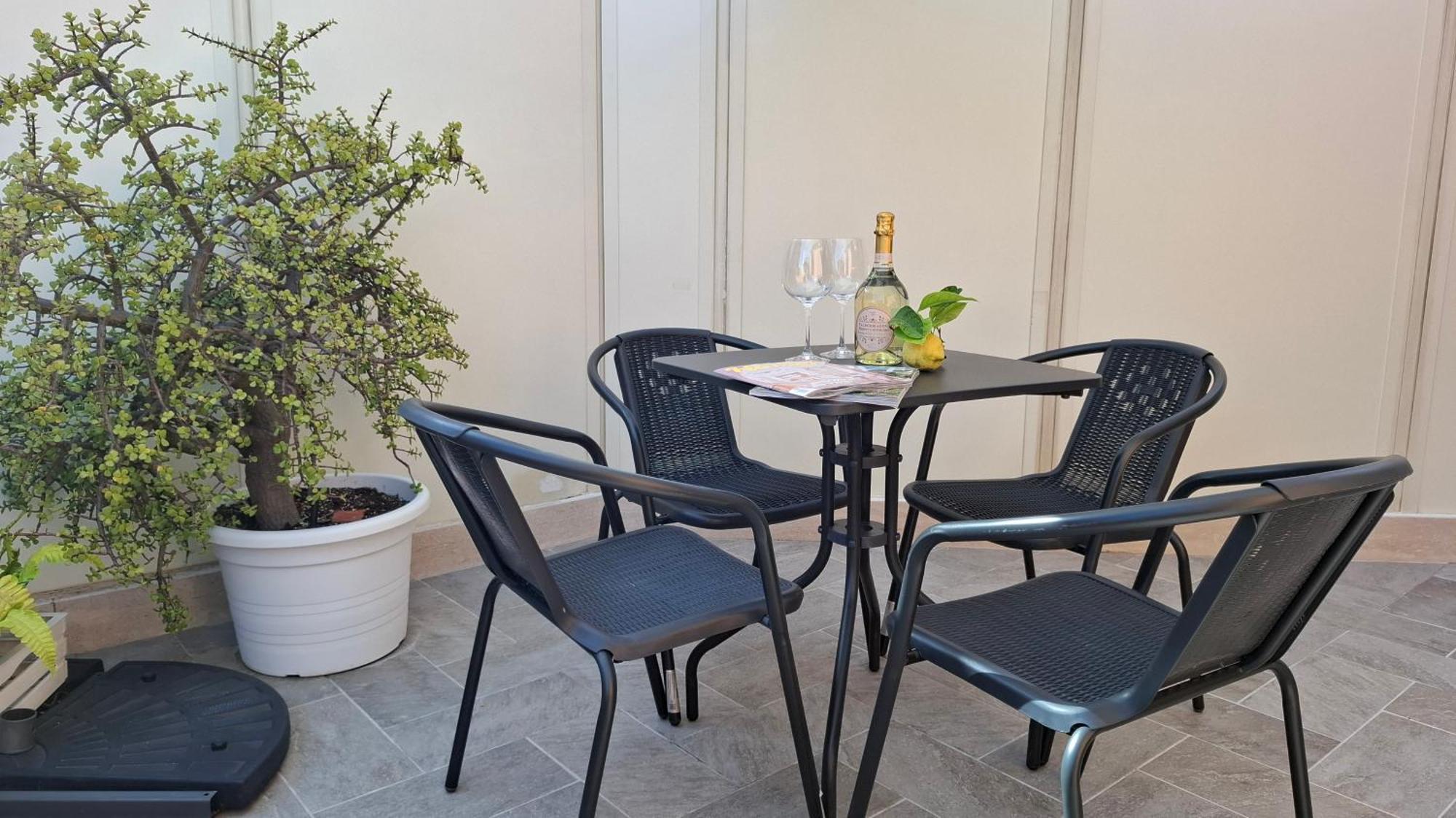Famacri Home Rome Extérieur photo